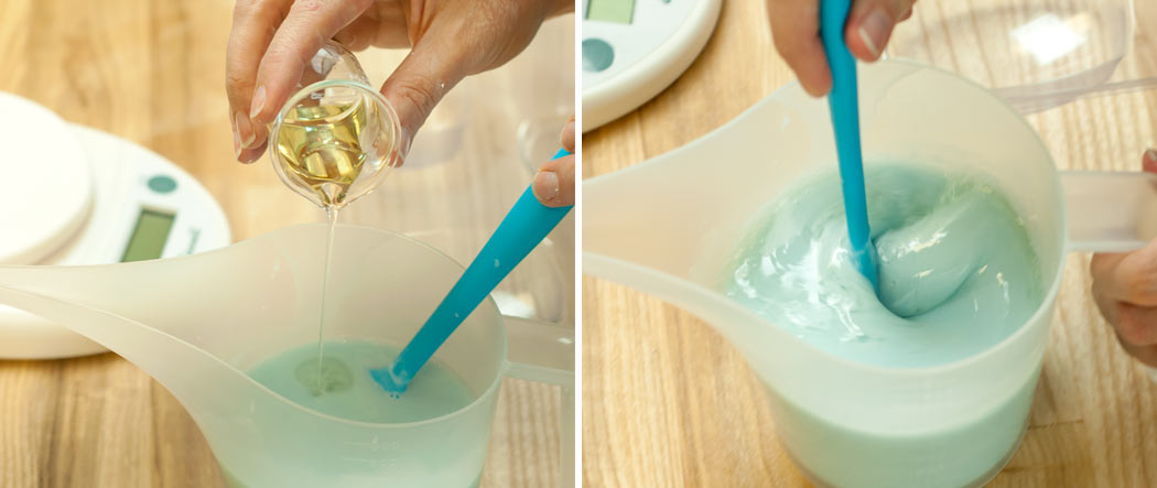 Adding fragrance oil into melted soap base