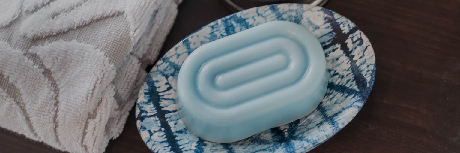 Testing & Review of a Fun & Easy DIY Organic Melt & Pour Soap Making Kit 🎁