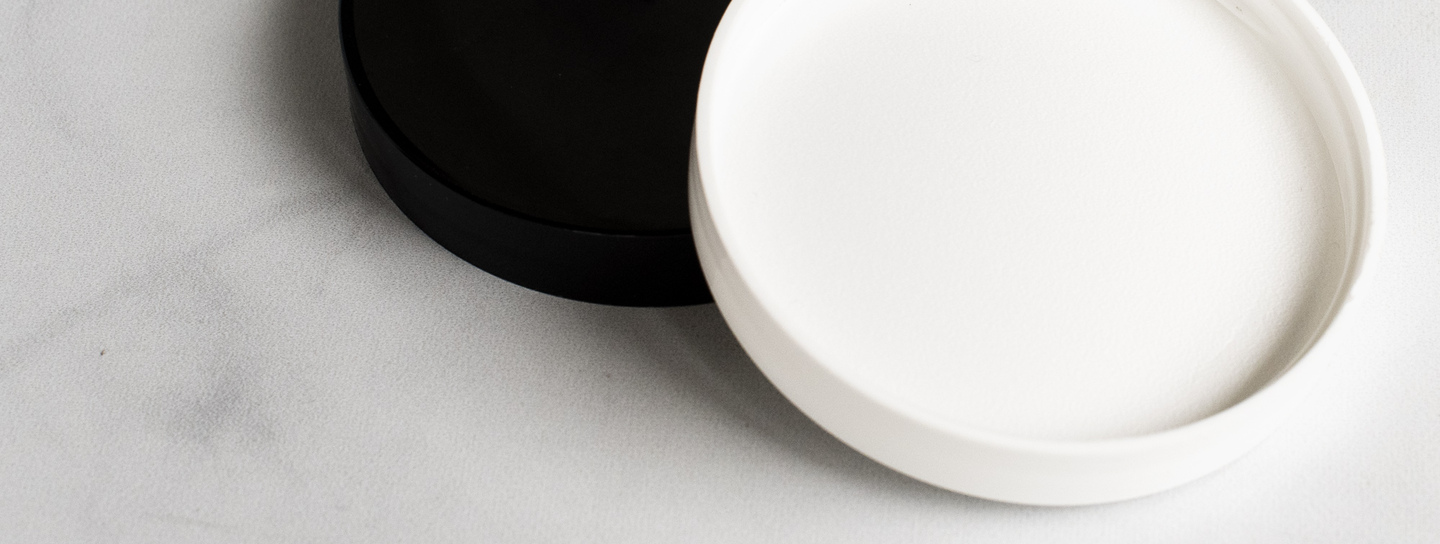 Plastic lids